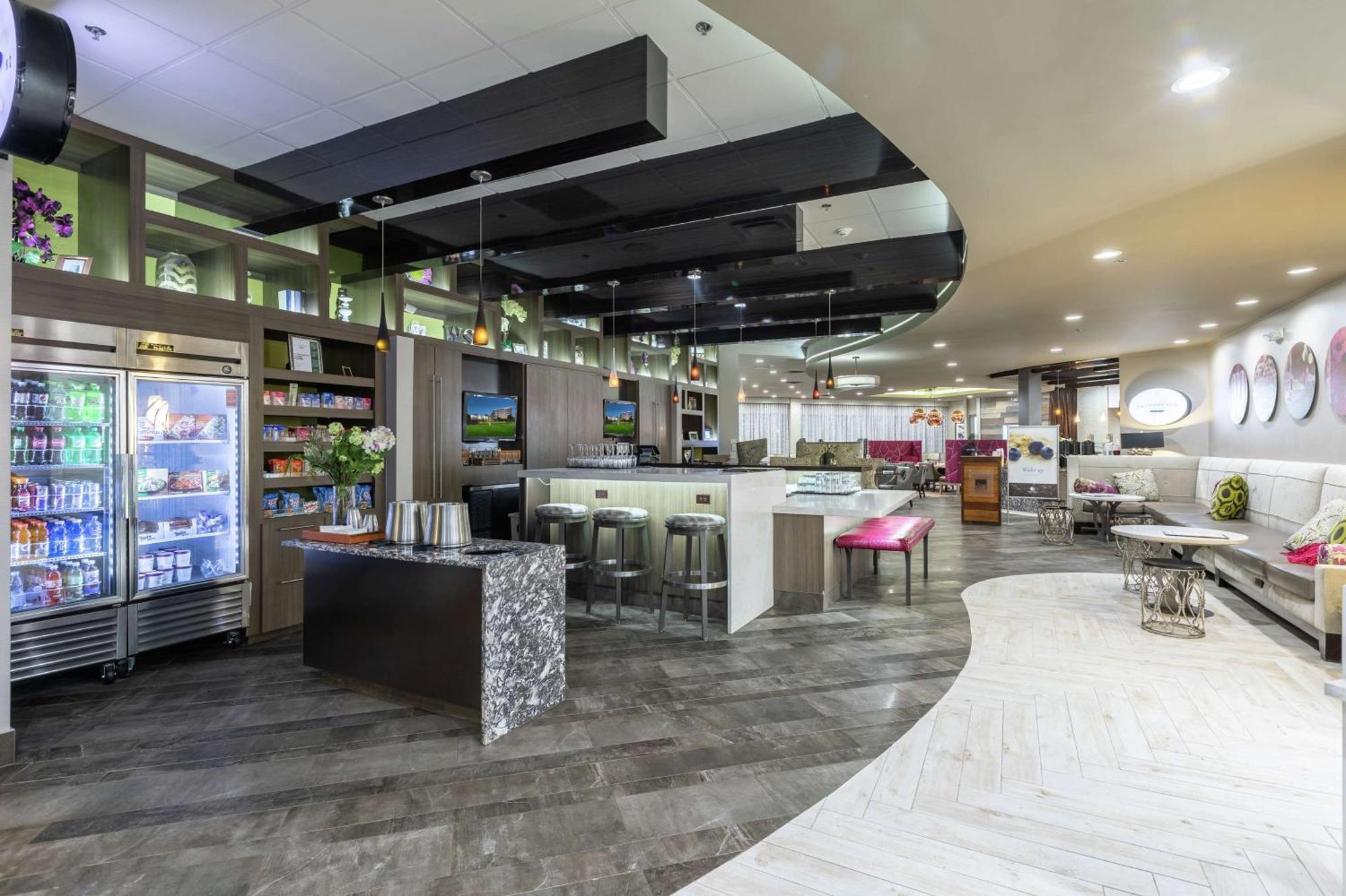 Doubletree By Hilton Winston Salem - University, Nc Exteriör bild